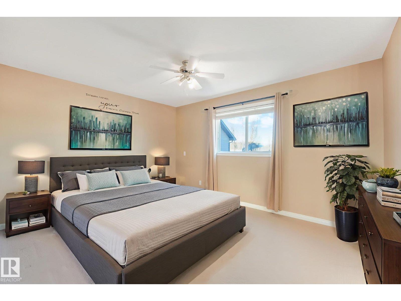 233 Westwood LN, Fort Saskatchewan