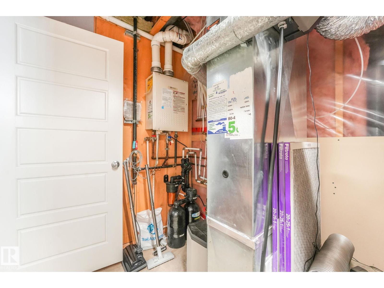 233 Westwood LN, Fort Saskatchewan