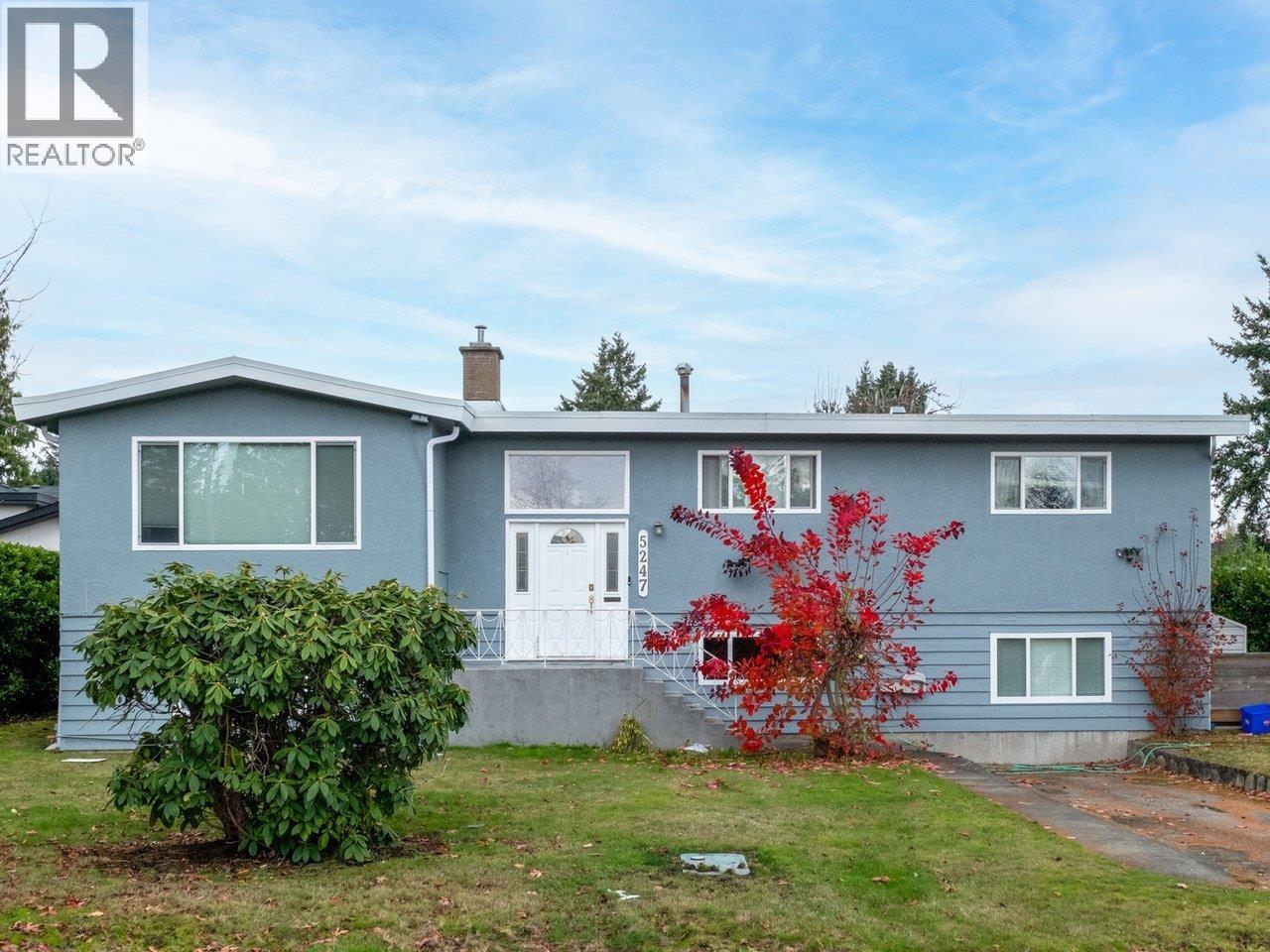 5247 10A Avenue, Delta