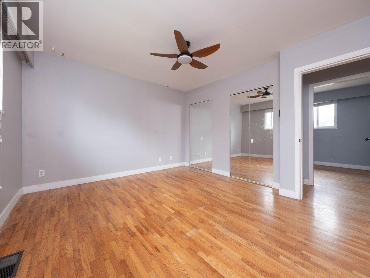 5247 10A Avenue, Delta