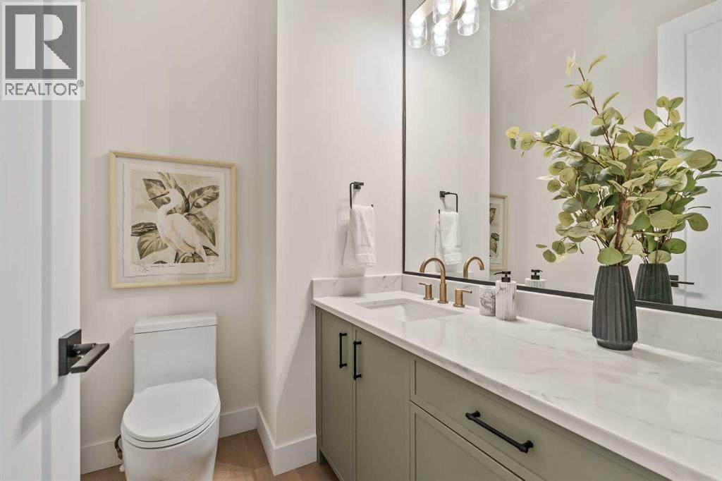 Single Family House for Sale in   Street SW Killarney/Glengarry Calgary 