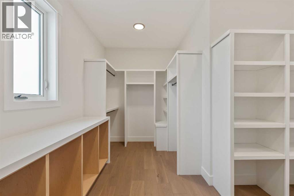 Single Family House for Sale in   Street SW Killarney/Glengarry Calgary 