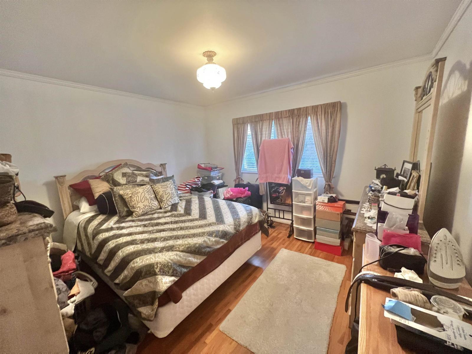 12542 GROVE CRESCENT, Surrey