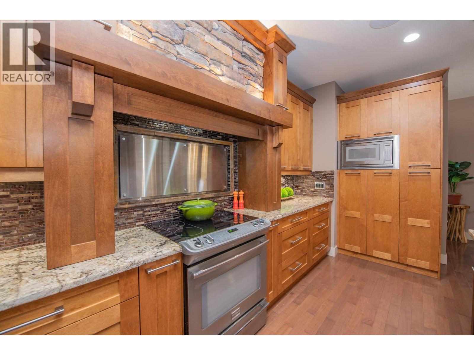  1998 Hidden Ridge Place, Kelowna