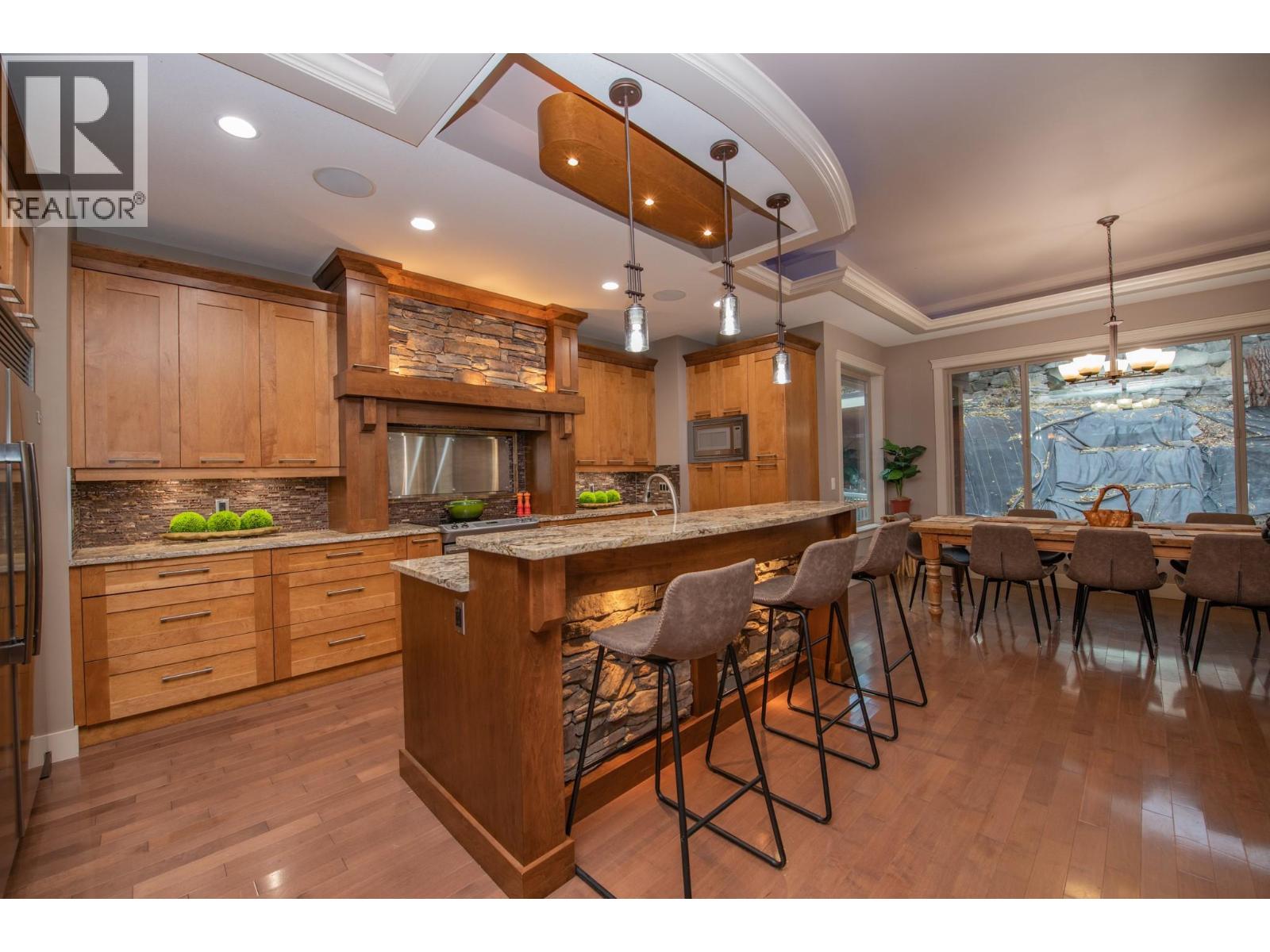  1998 Hidden Ridge Place, Kelowna