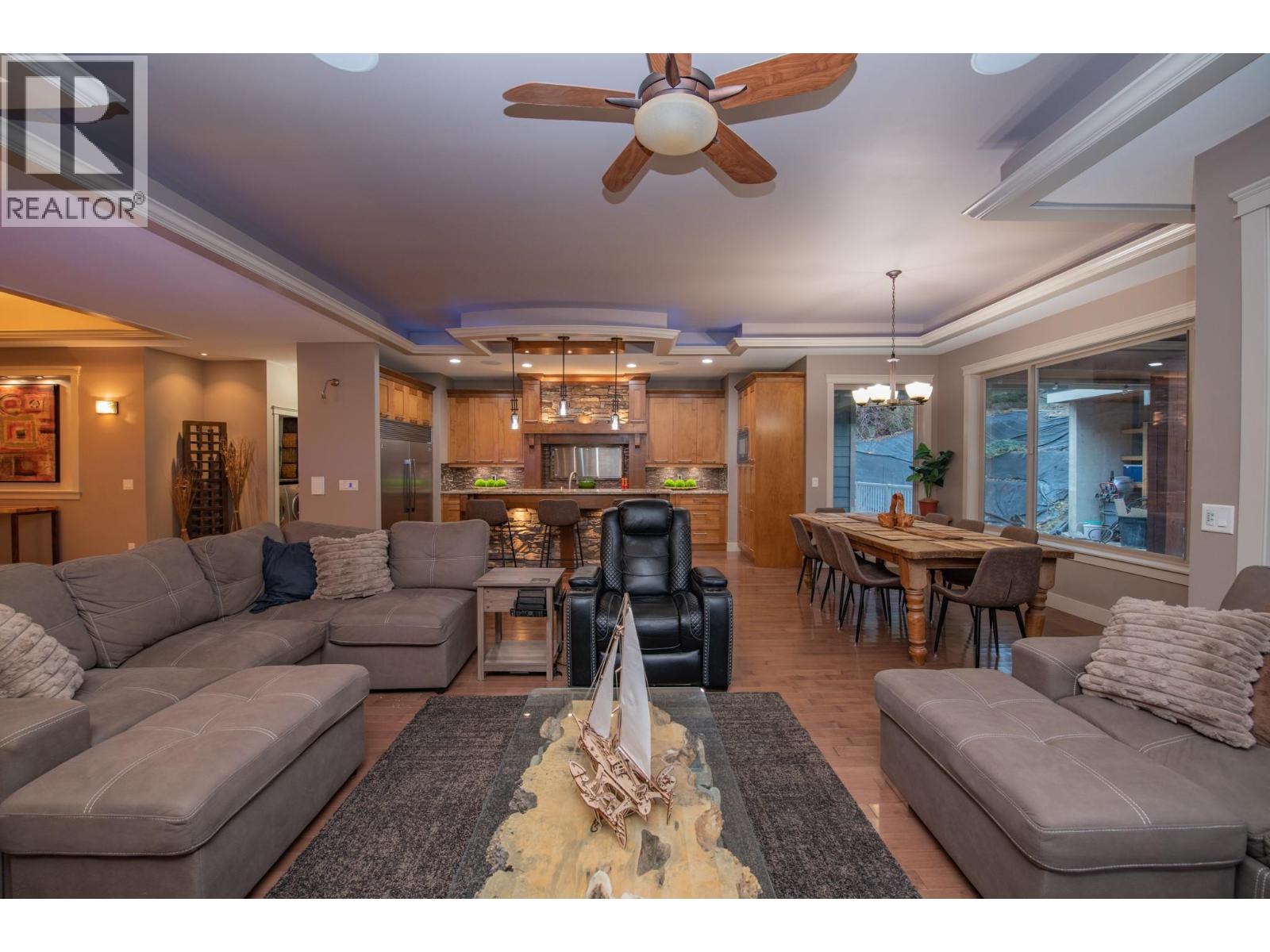  1998 Hidden Ridge Place, Kelowna