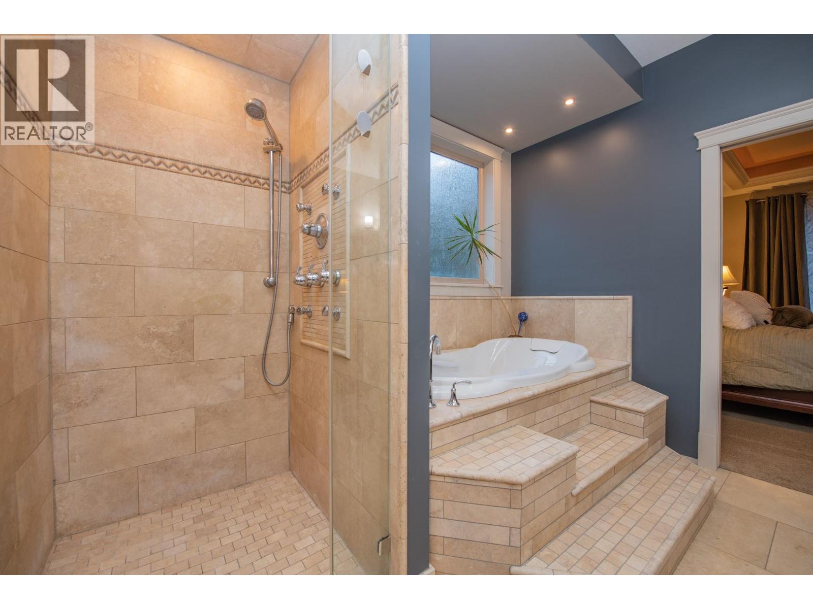  1998 Hidden Ridge Place, Kelowna