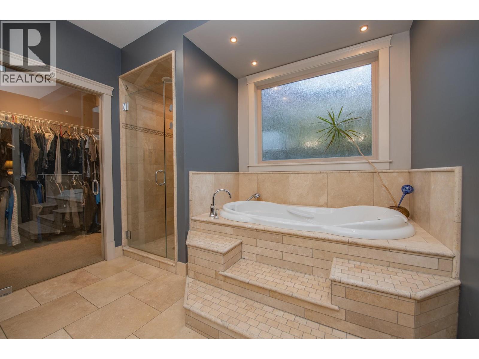  1998 Hidden Ridge Place, Kelowna