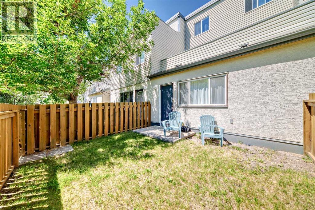Single Family House for Sale in    Street NW St Andrews Heights Calgary 