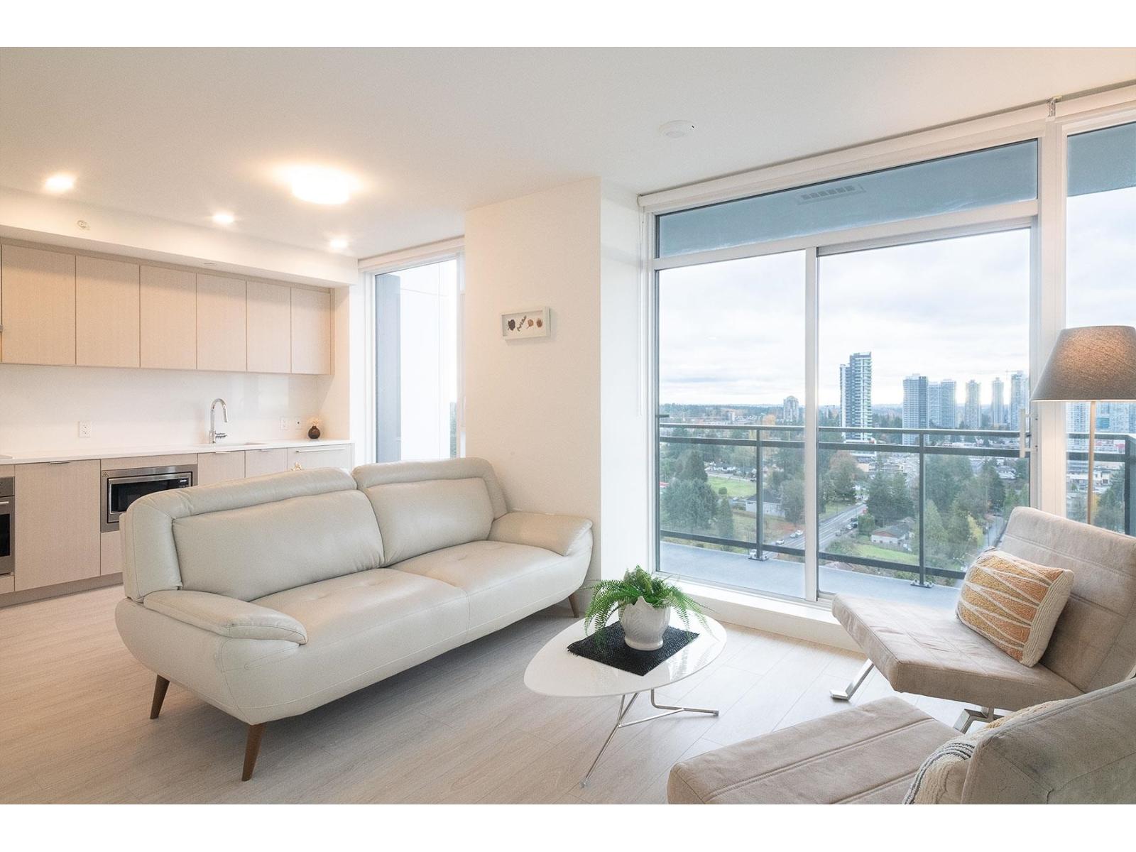 1805 13675 107A AVENUE, Surrey