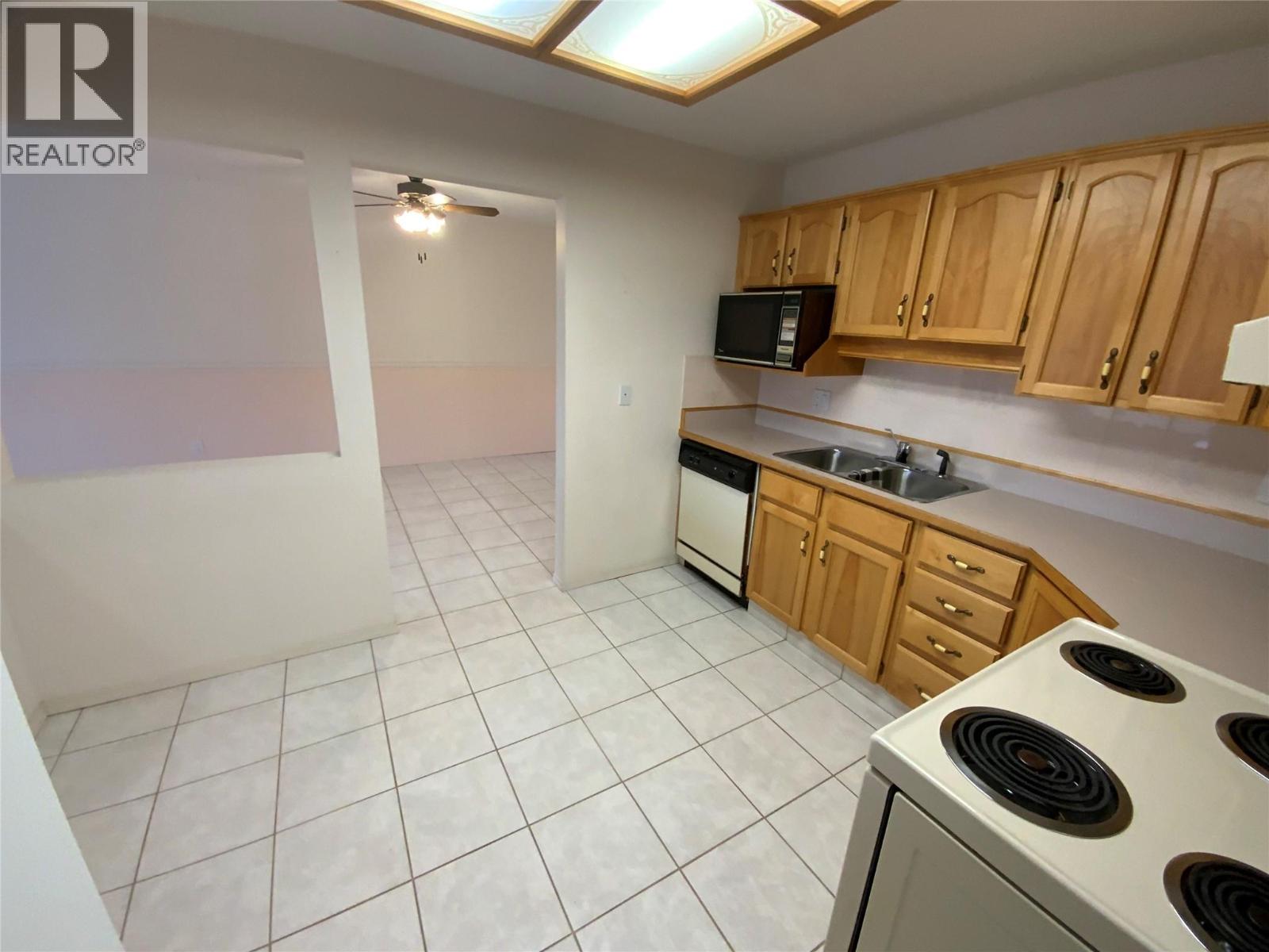 307 374 winnipeg Street, Penticton