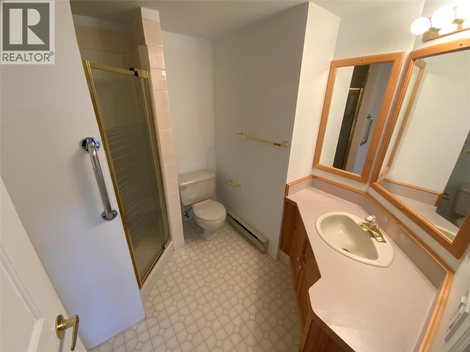 307 374 winnipeg Street, Penticton