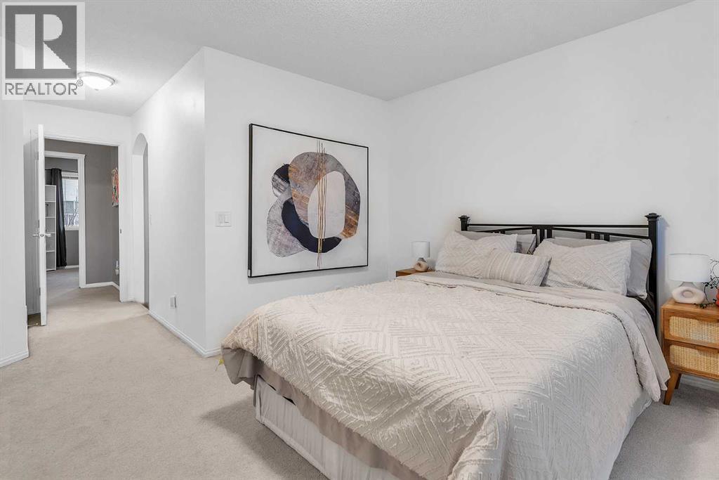 Single Family House for Sale in  Evansmeade Point NW Evanston Calgary 