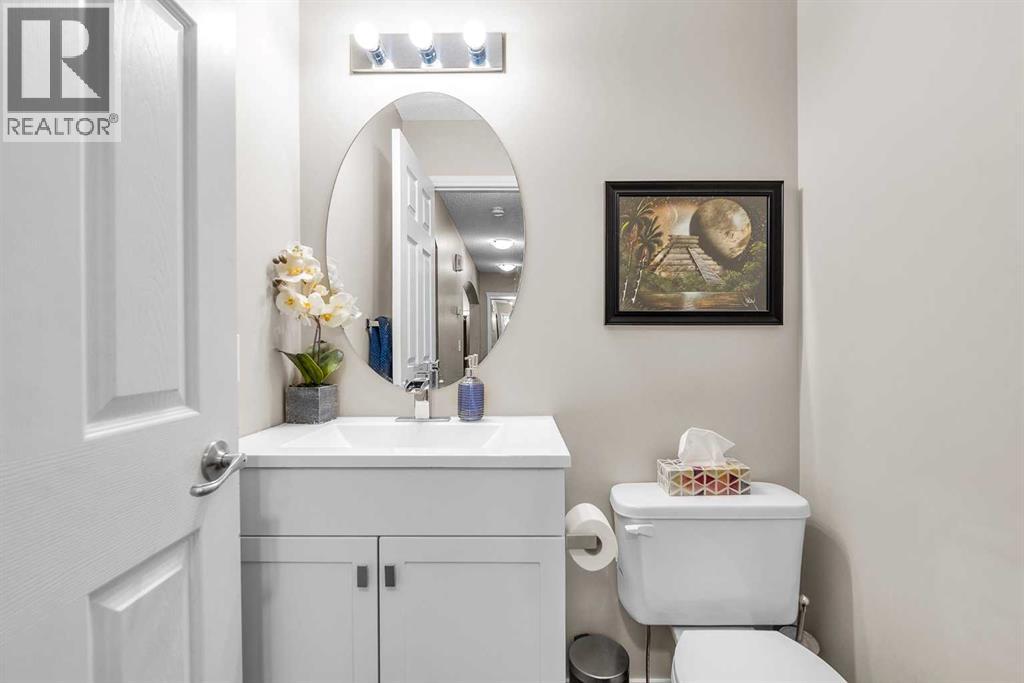 Single Family House for Sale in  Evansmeade Point NW Evanston Calgary 