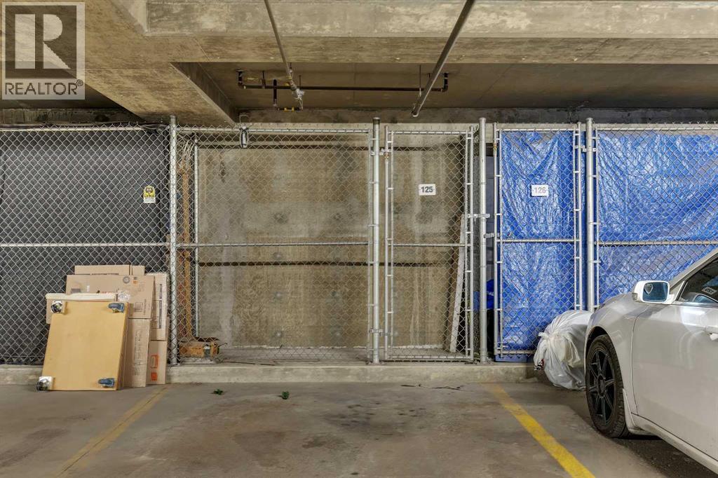 Single Family House for Sale in   Edgeridge Terrace NW Edgemont Calgary 