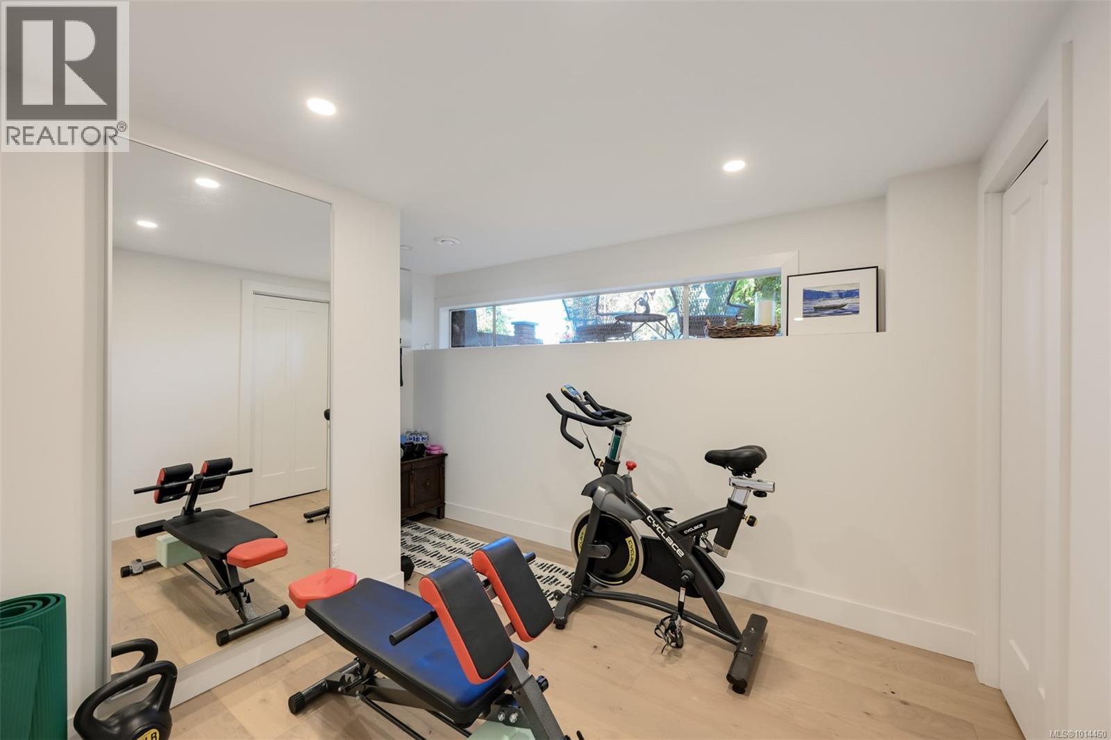  1941 Appleton Place, Saanich