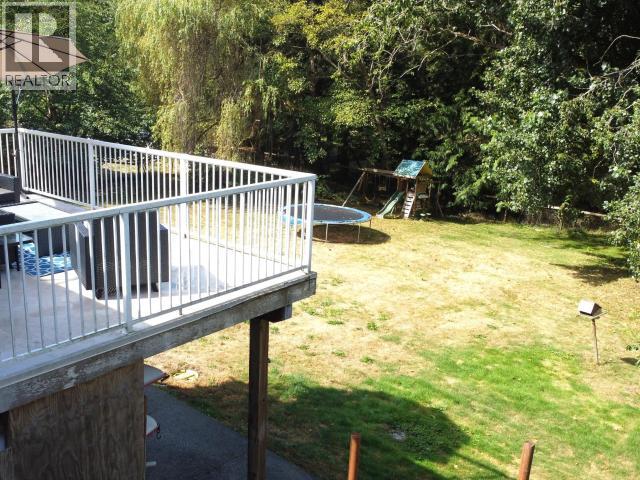 5395 YUKON AVE, Powell River