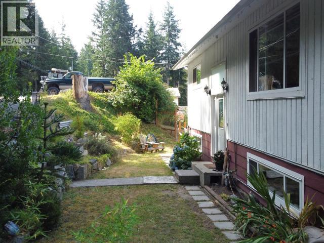 5395 YUKON AVE, Powell River
