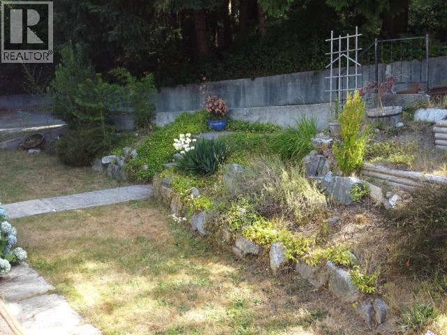 5395 YUKON AVE, Powell River