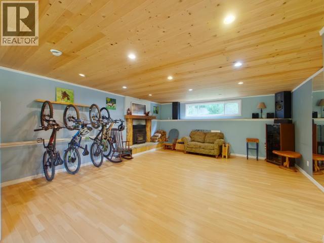 5395 YUKON AVE, Powell River