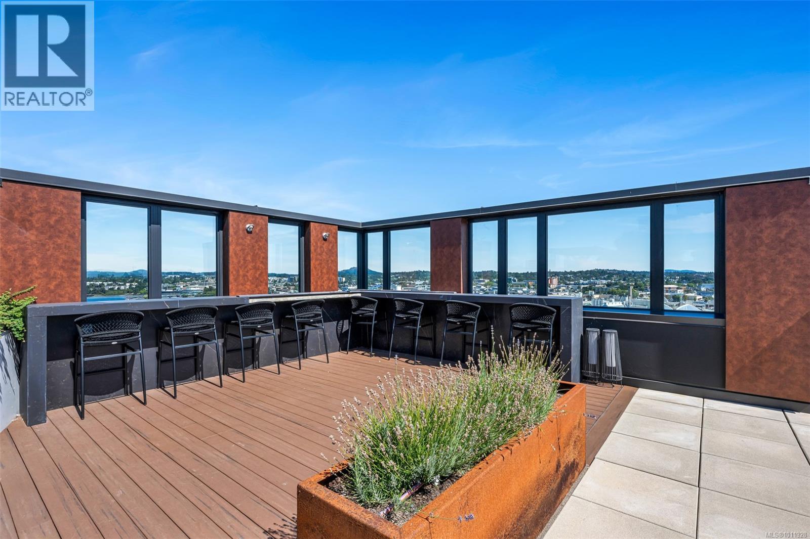 1108 363 Tyee Road, Victoria