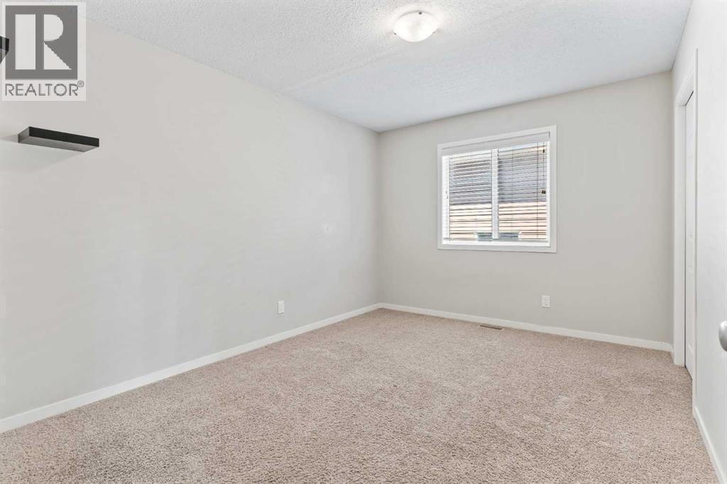 Single Family House for Sale in  Auburn Glen Common SE Auburn Bay Calgary 