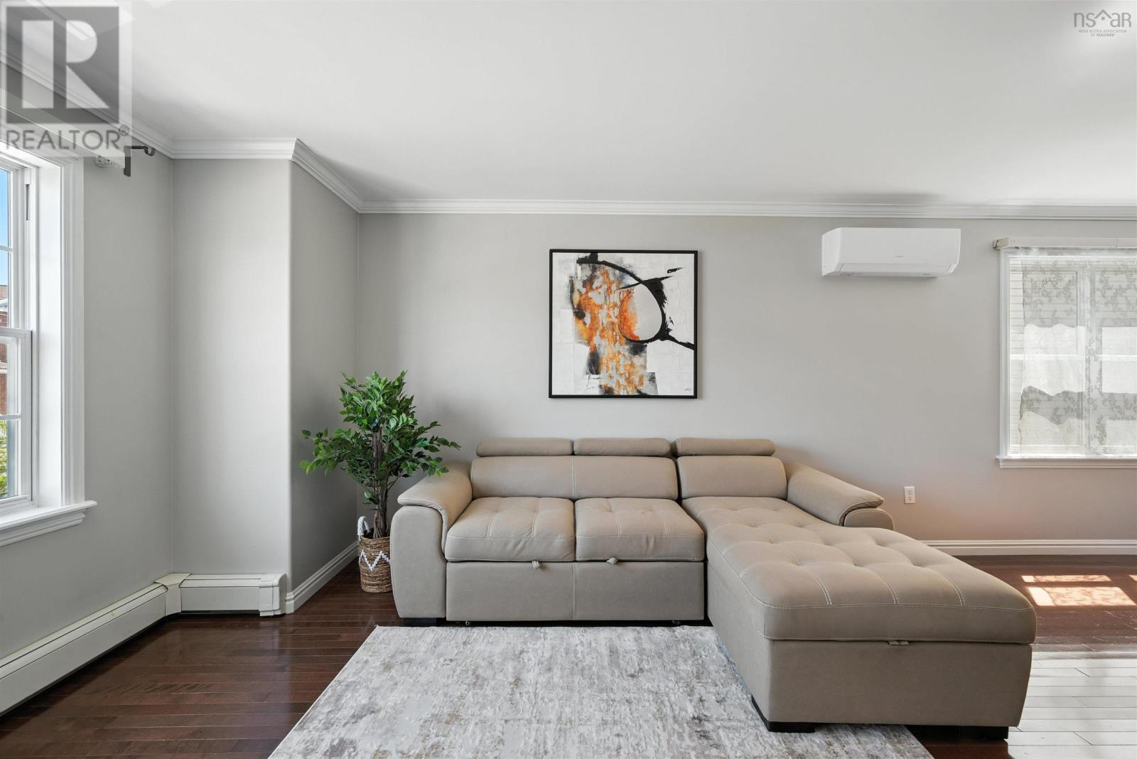 Property 27 of 48 of 46 Fathom Court