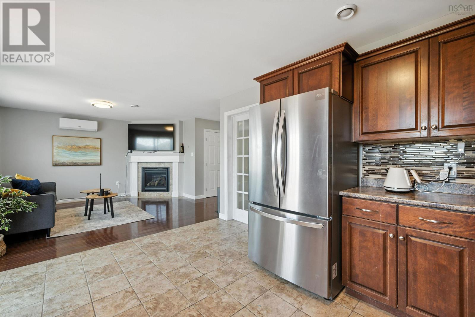 Property 44 of 48 of 46 Fathom Court