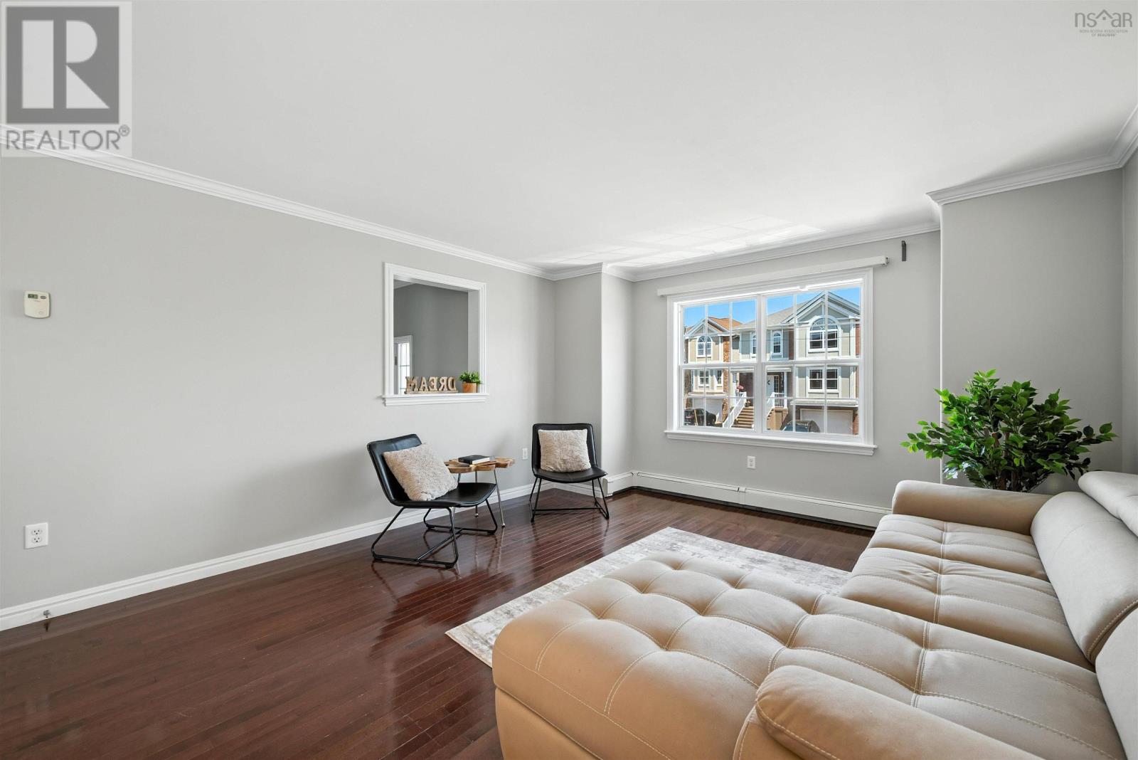 Property 8 of 48 of 46 Fathom Court