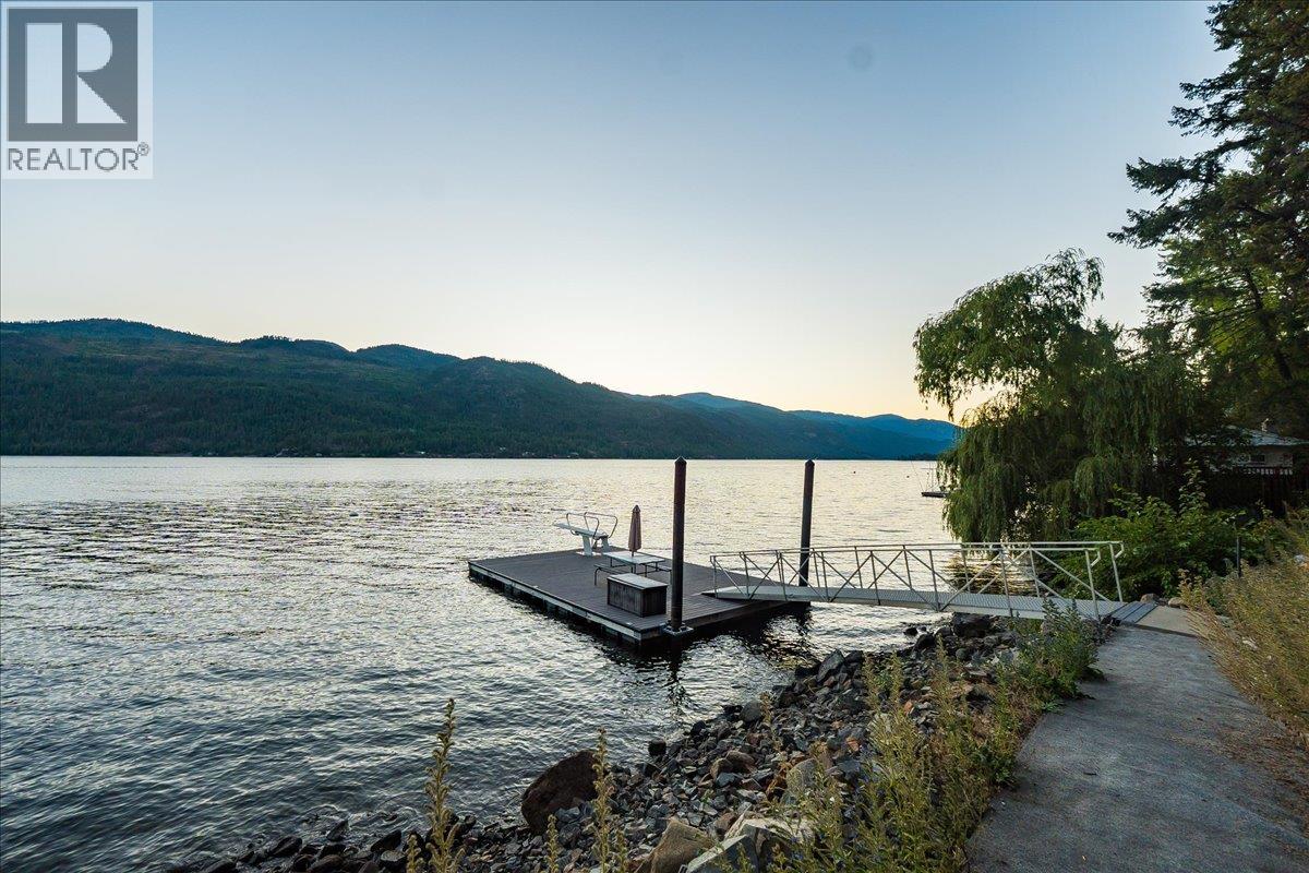 2411 Sunset Drive, Christina Lake