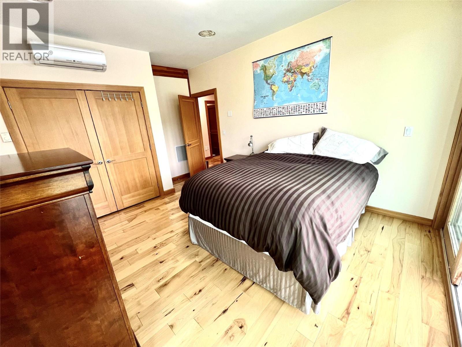 2411 Sunset Drive, Christina Lake