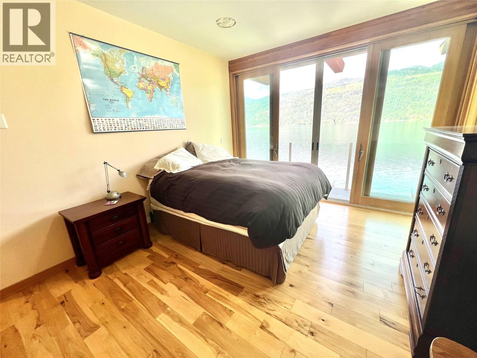 2411 Sunset Drive, Christina Lake