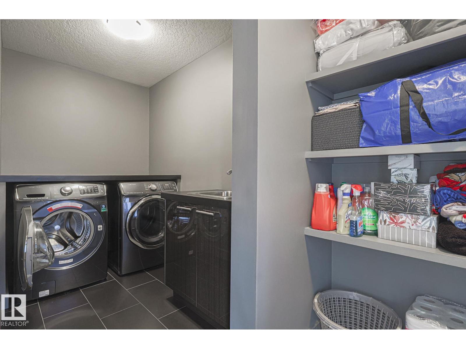 1116 HAINSTOCK GREEN GR SW, Edmonton