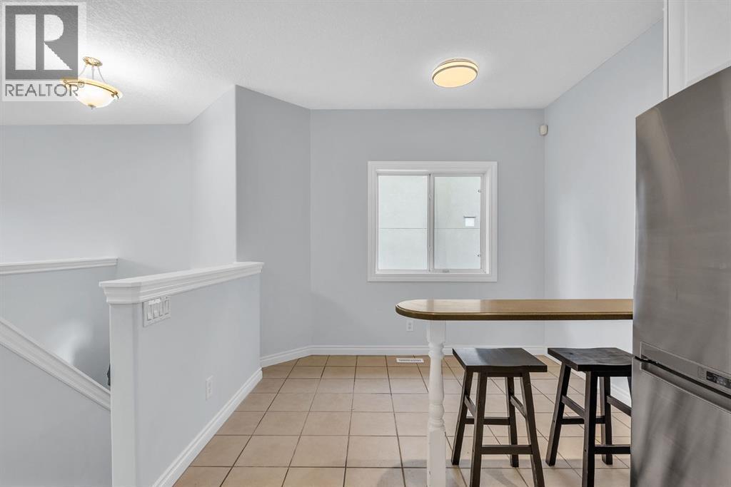 Single Family House Bi-level for Sale in    Avenue SW Windsor Park Calgary 