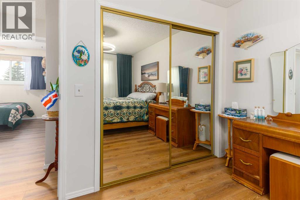 Single Family House Bi-level for Sale in  Whitlock Close NE Whitehorn Calgary 