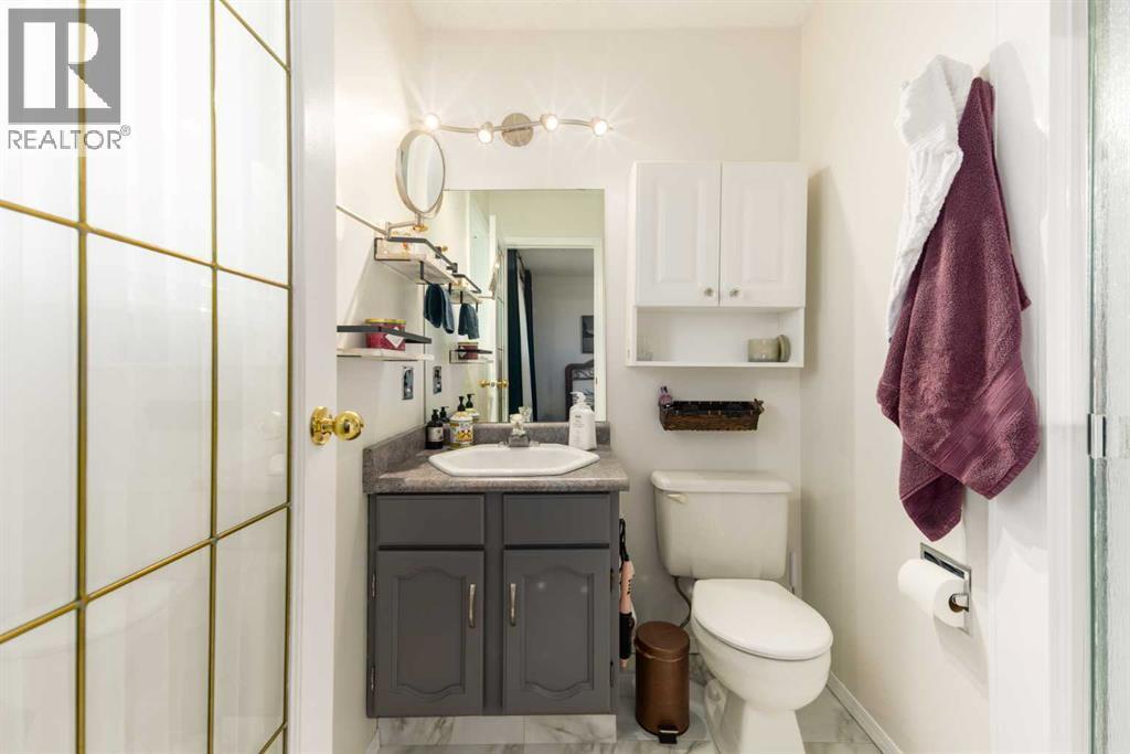 Single Family House Bi-level for Sale in  Whitlock Close NE Whitehorn Calgary 