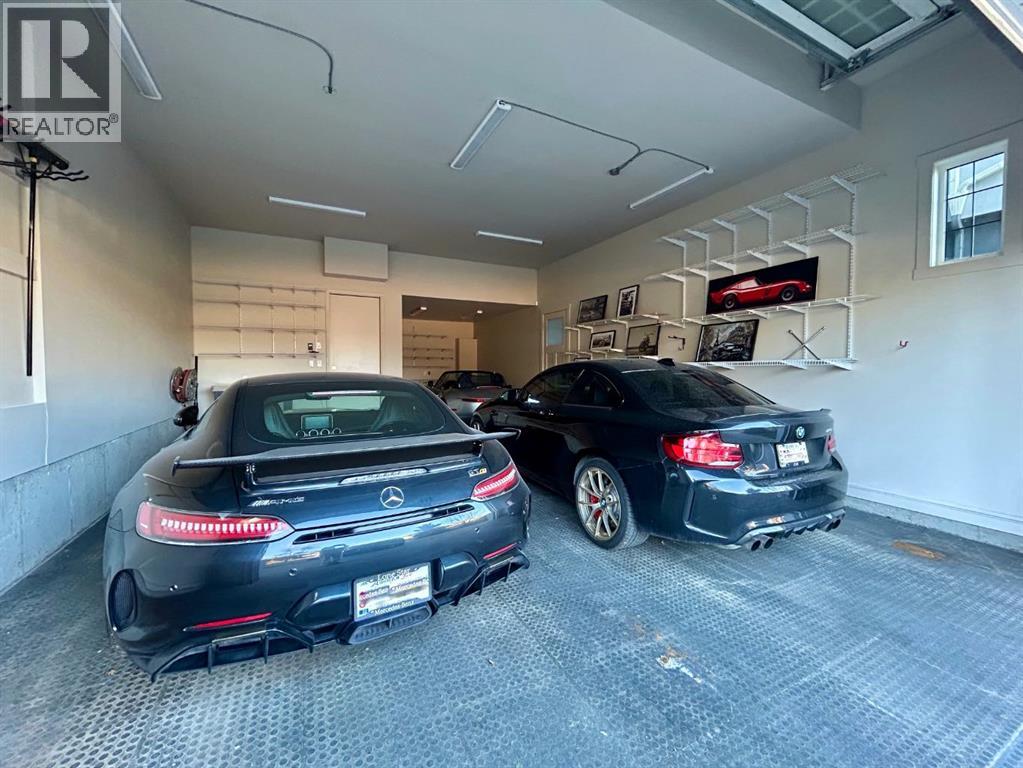 Single Family House for Sale in  Britannia Drive SW Elboya Calgary 