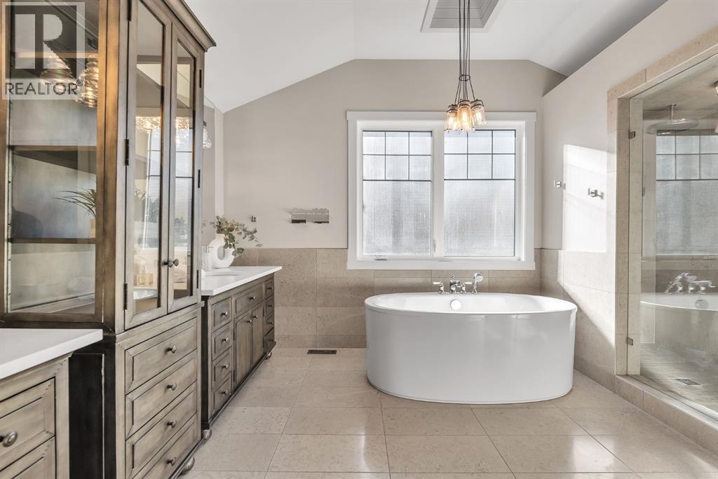 Single Family House for Sale in  Britannia Drive SW Elboya Calgary 