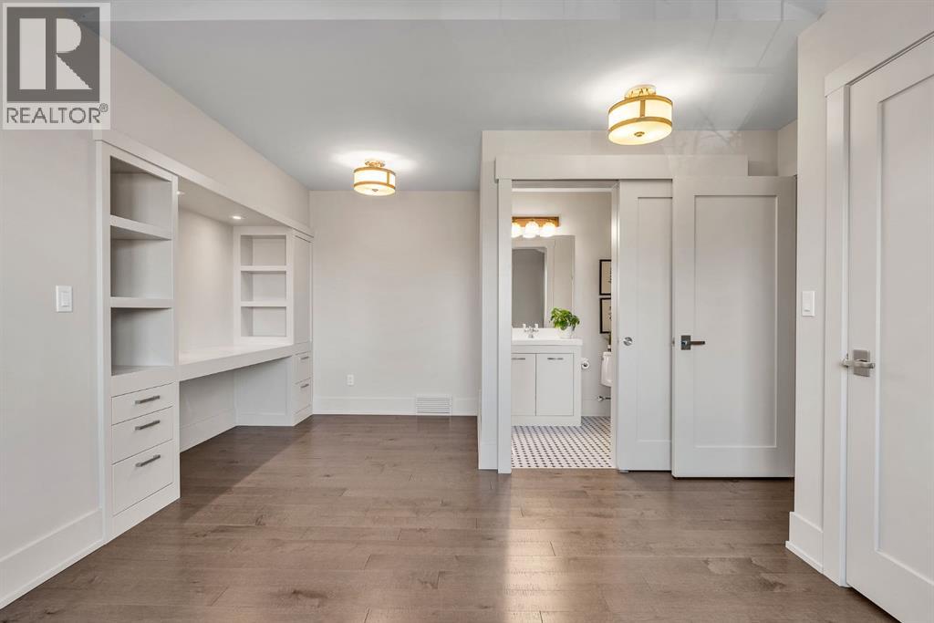 Single Family House for Sale in  Britannia Drive SW Elboya Calgary 