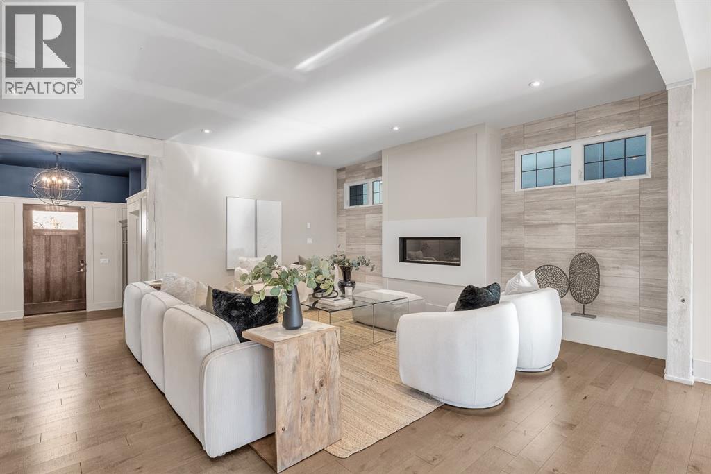 Single Family House for Sale in  Britannia Drive SW Elboya Calgary 