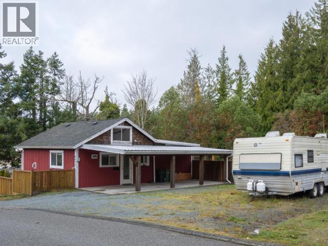 6835 DRAKE STREET, Powell River