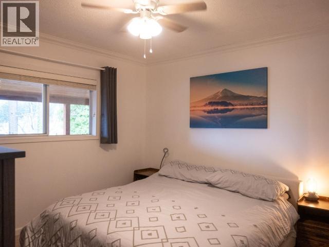 6835 DRAKE STREET, Powell River