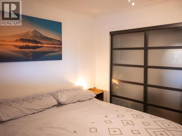 6835 DRAKE STREET, Powell River