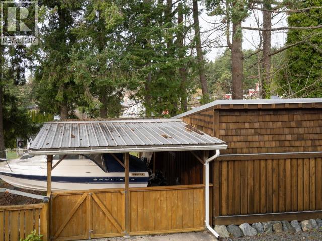 6835 DRAKE STREET, Powell River