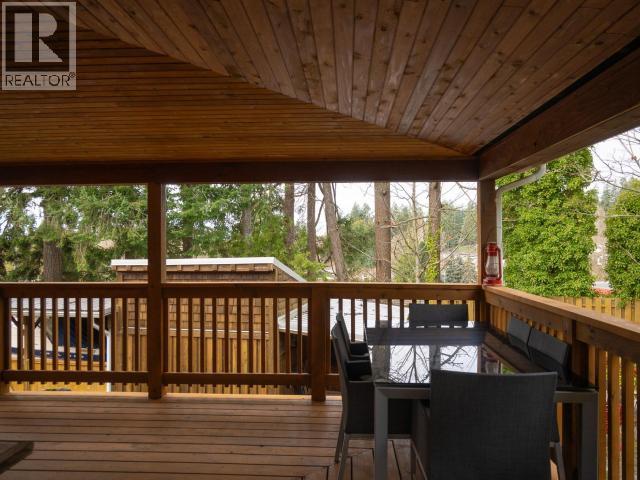 6835 DRAKE STREET, Powell River