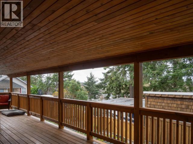 6835 DRAKE STREET, Powell River