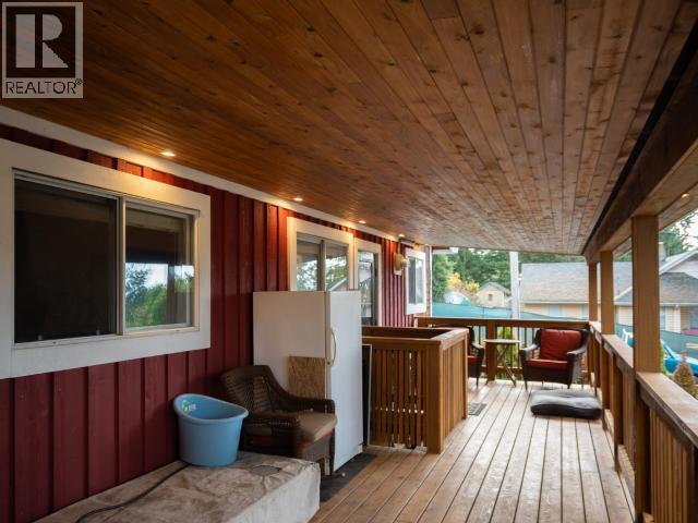 6835 DRAKE STREET, Powell River