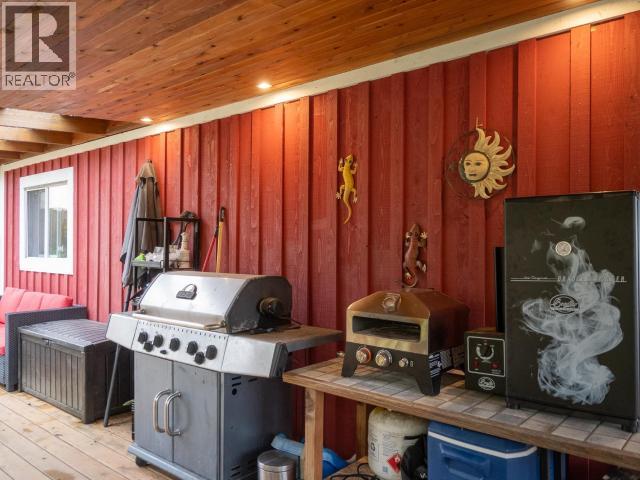 6835 DRAKE STREET, Powell River