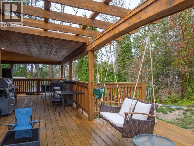 6835 DRAKE STREET, Powell River