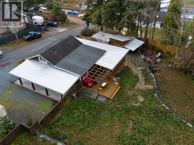 6835 DRAKE STREET, Powell River